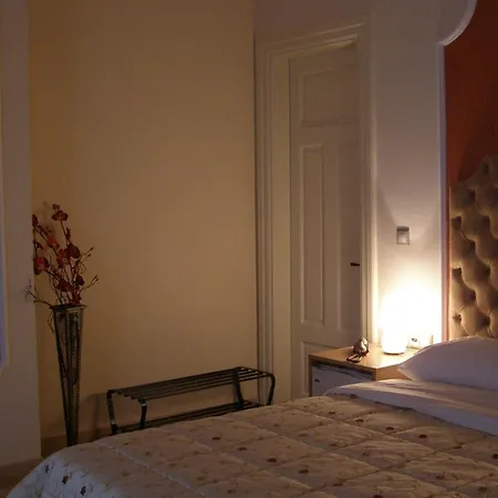 In Faneromeni's Grove 3* Kastoria